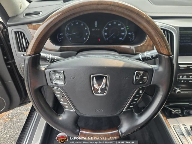 Used 2011 Hyundai Equus Signature RWD image 19