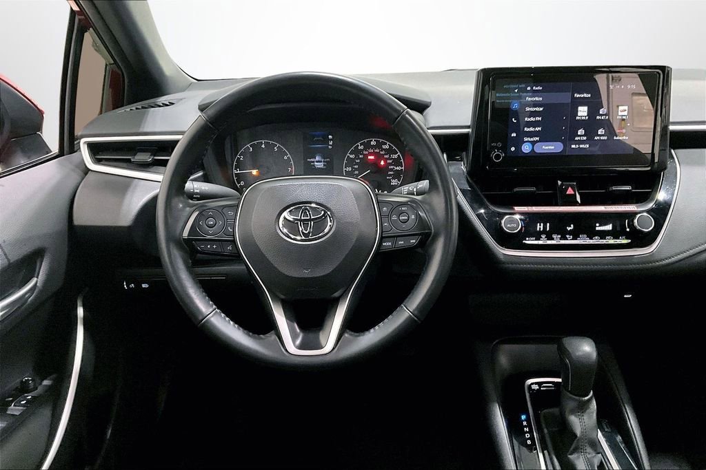 Used 2025 Toyota Corolla SE image 8