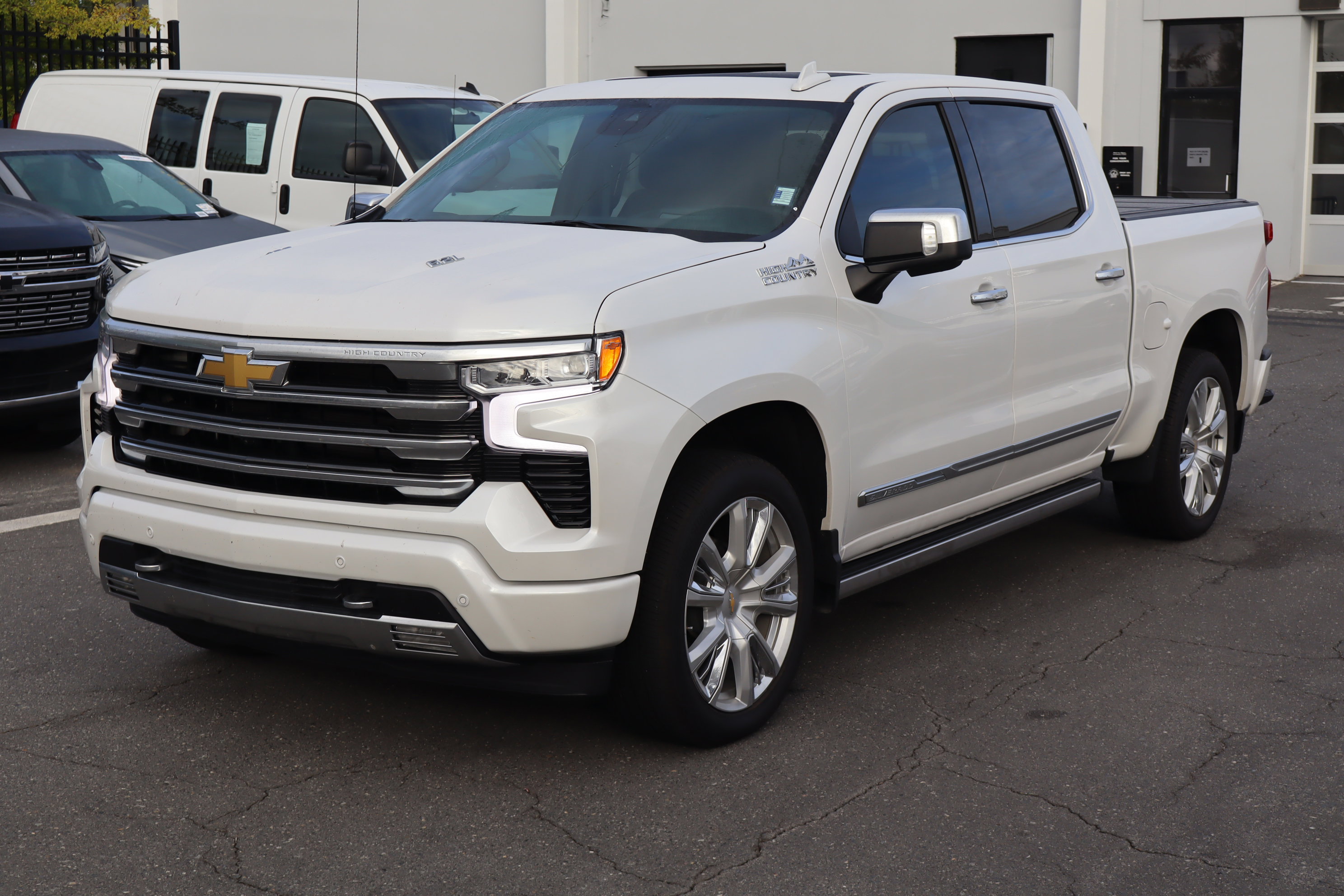 Certified 2025 Chevrolet Silverado 1500 High Country image 5