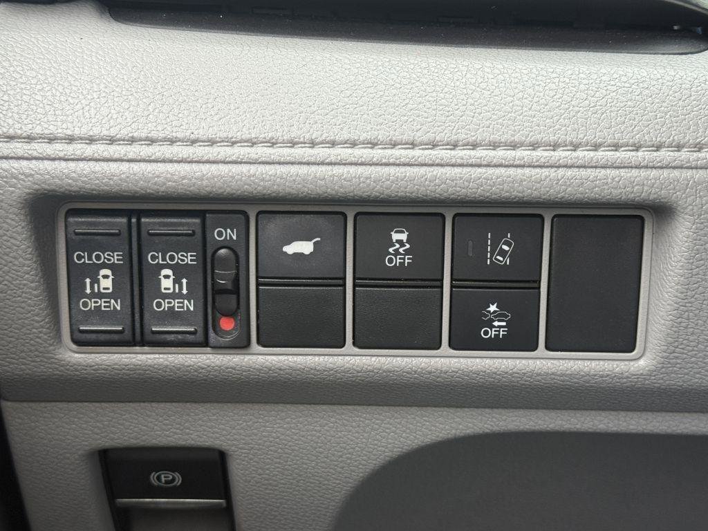 Used 2018 Honda Odyssey EX-L image 30