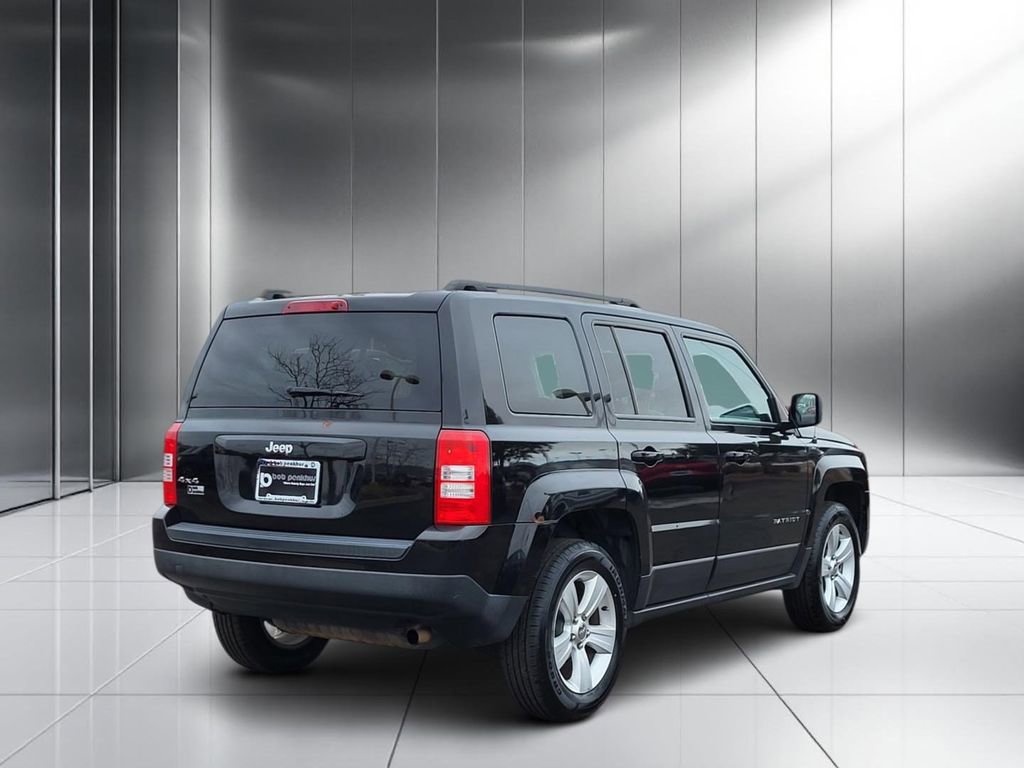 Used 2016 Jeep Patriot Sport w/ Power Value Group image 24