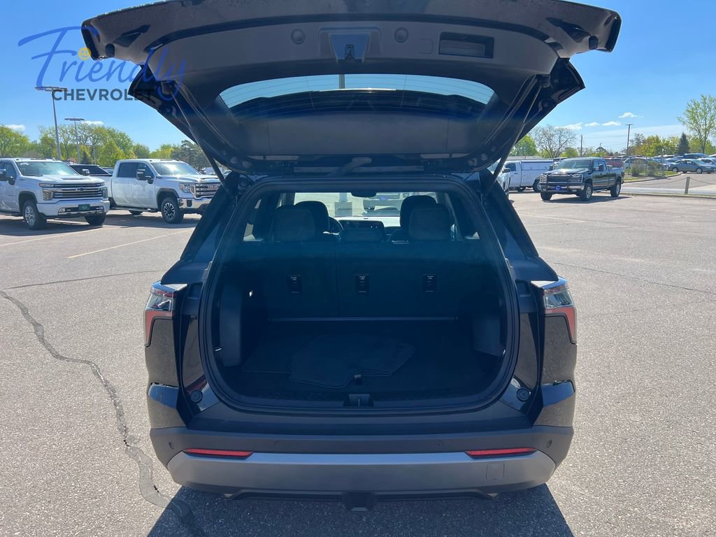 Certified 2025 Chevrolet Equinox LT w/ Safety and Technology Package AWD/4WD image 12