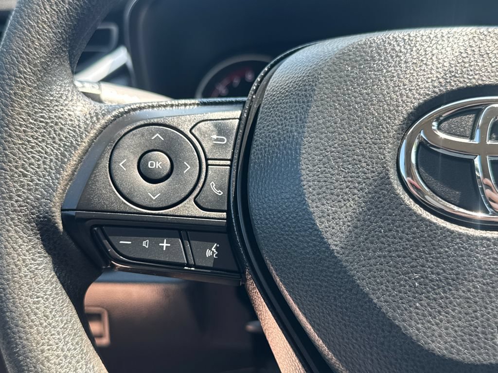 Used 2023 Toyota RAV4 LE AWD/4WD image 19