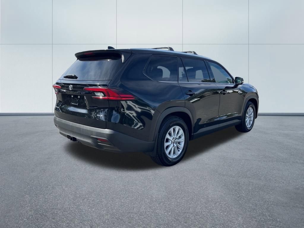 Used 2026 Toyota Grand Highlander XLE image 5