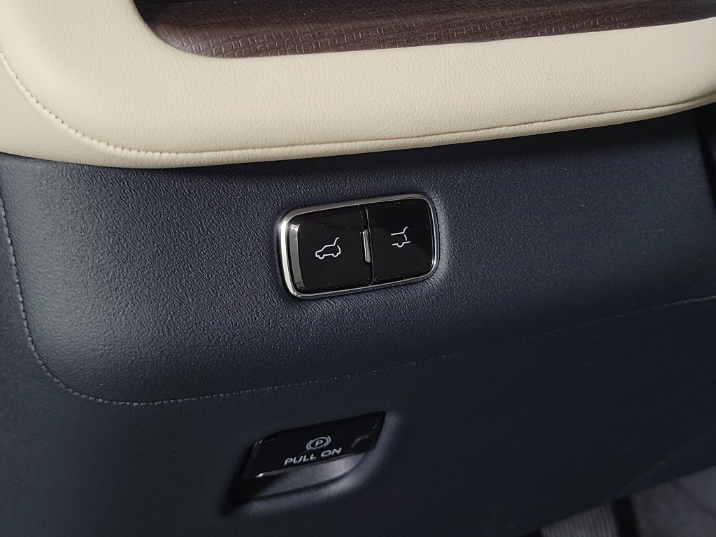 New 2027 Lincoln Navigator L Reserve w/ Jet Appearance Package RWD image 23
