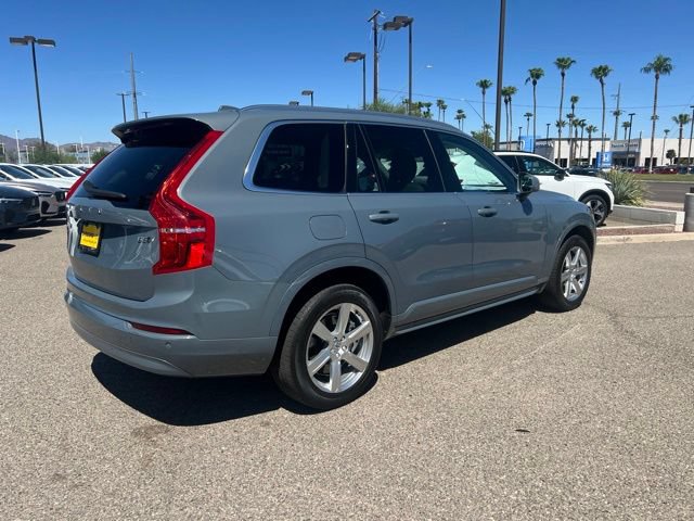 Certified 2023 Volvo XC90 B5 Core AWD/4WD image 3