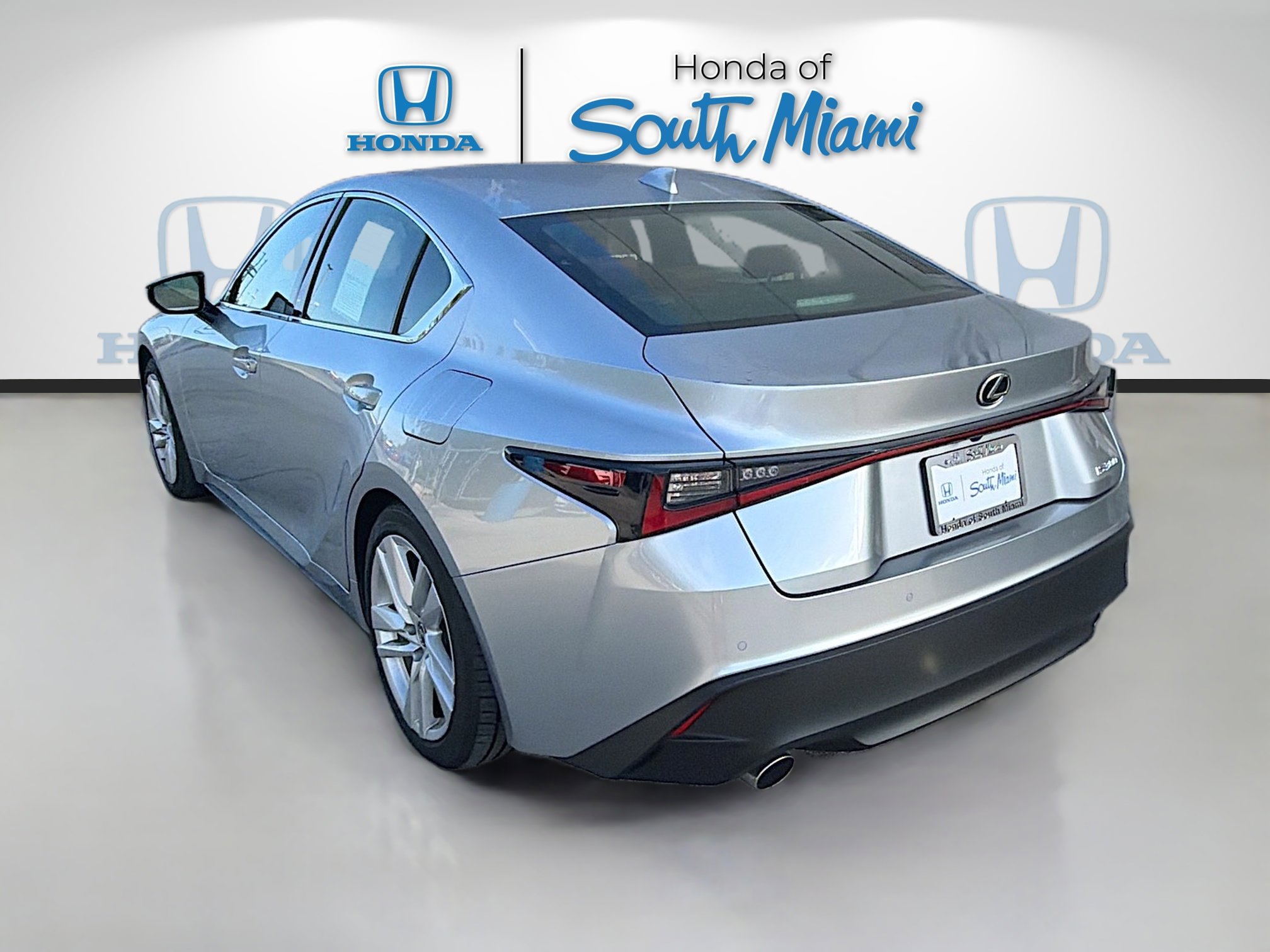 Used 2025 Lexus IS 300 w/ Comfort Package image 7