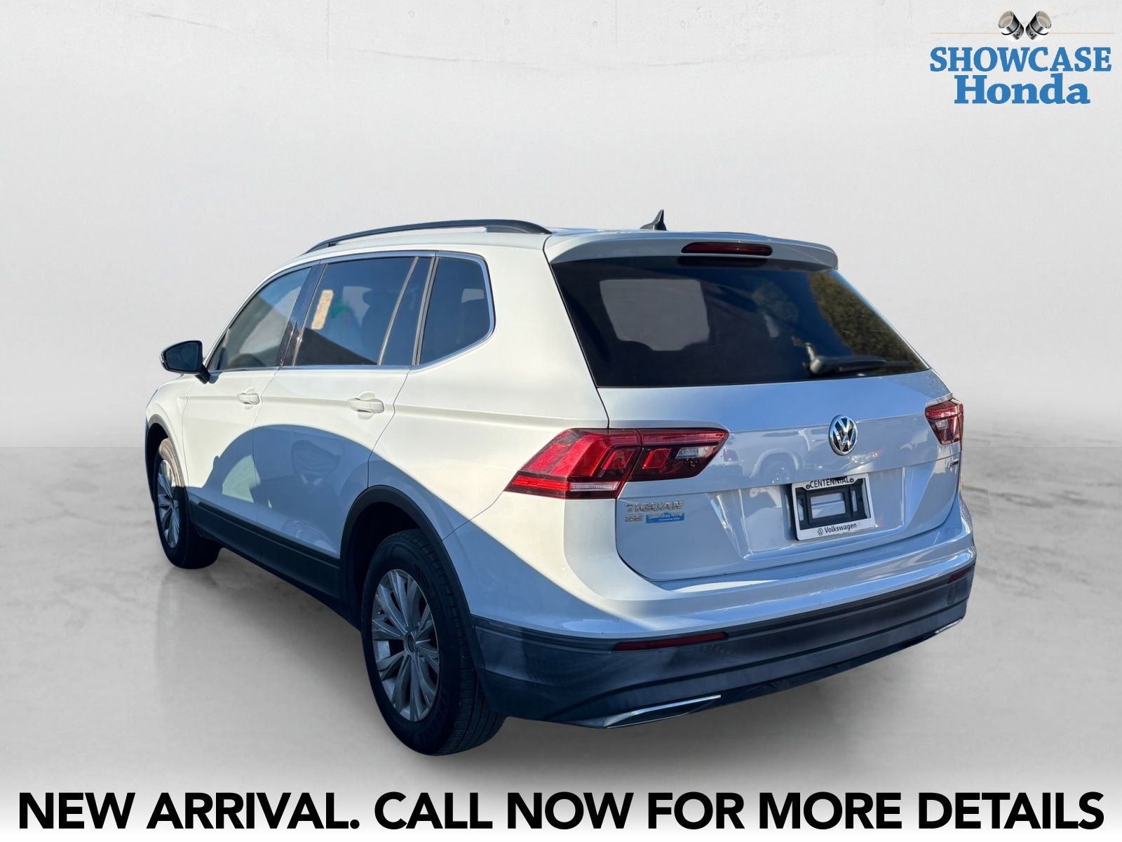 Used 2019 Volkswagen Tiguan SE w/ Panoramic Sunroof Package image 4