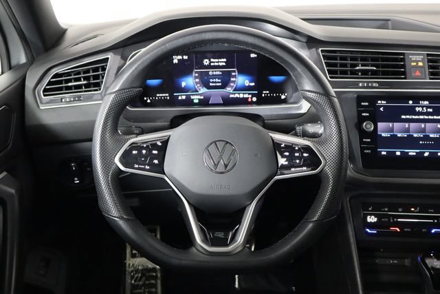 Used 2024 Volkswagen Tiguan SE R-Line AWD/4WD image 7