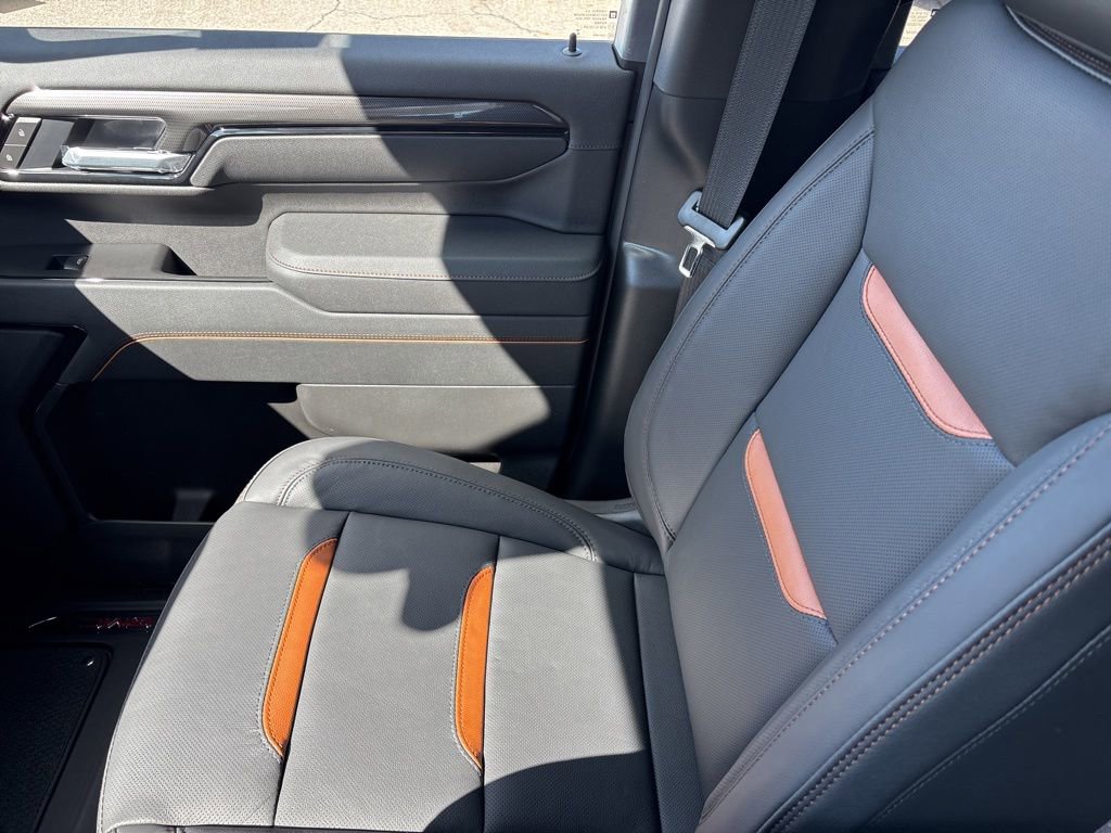 New 2026 GMC Sierra 2500 AT4 w/ AT4 Premium Plus Package image 29