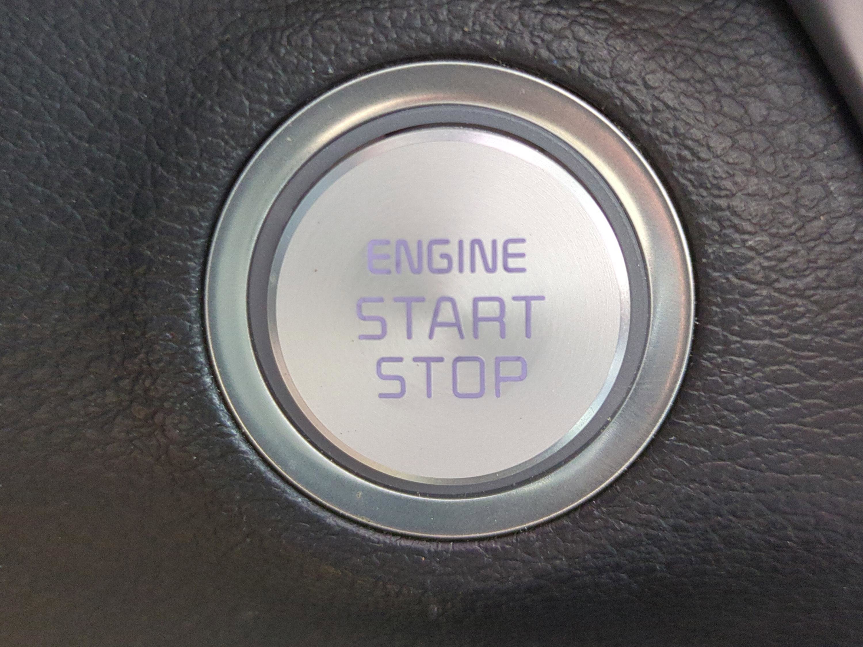 Used 2020 Kia Telluride EX w/ EX Premium Package image 2