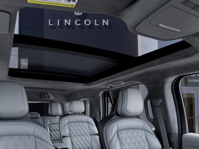 New 2027 Lincoln Navigator Black Label RWD image 22