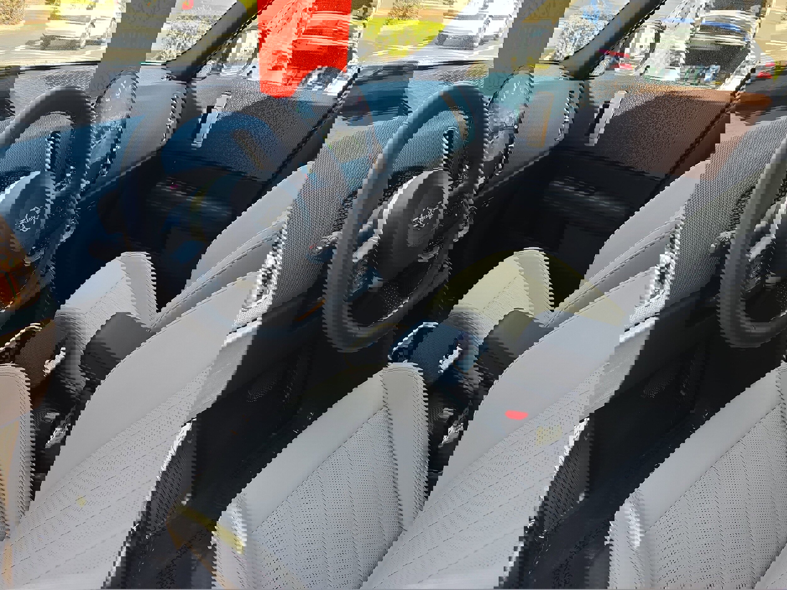 Certified 2025 MINI Cooper Countryman S w/ Comfort Package Max image 17