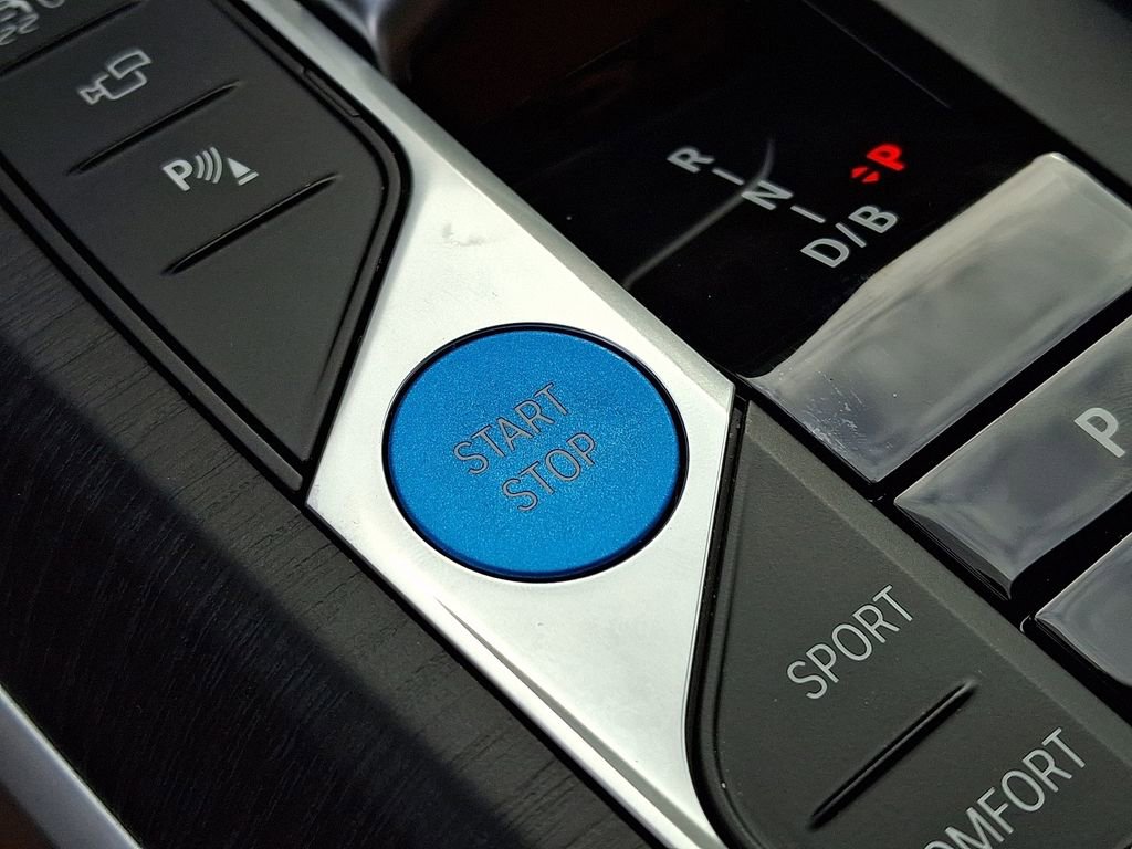 Certified 2025 BMW i4 xDrive40i w/ Premium Package image 24