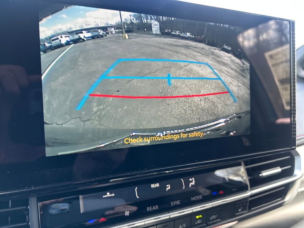 New 2026 Toyota Sienna XSE image 14