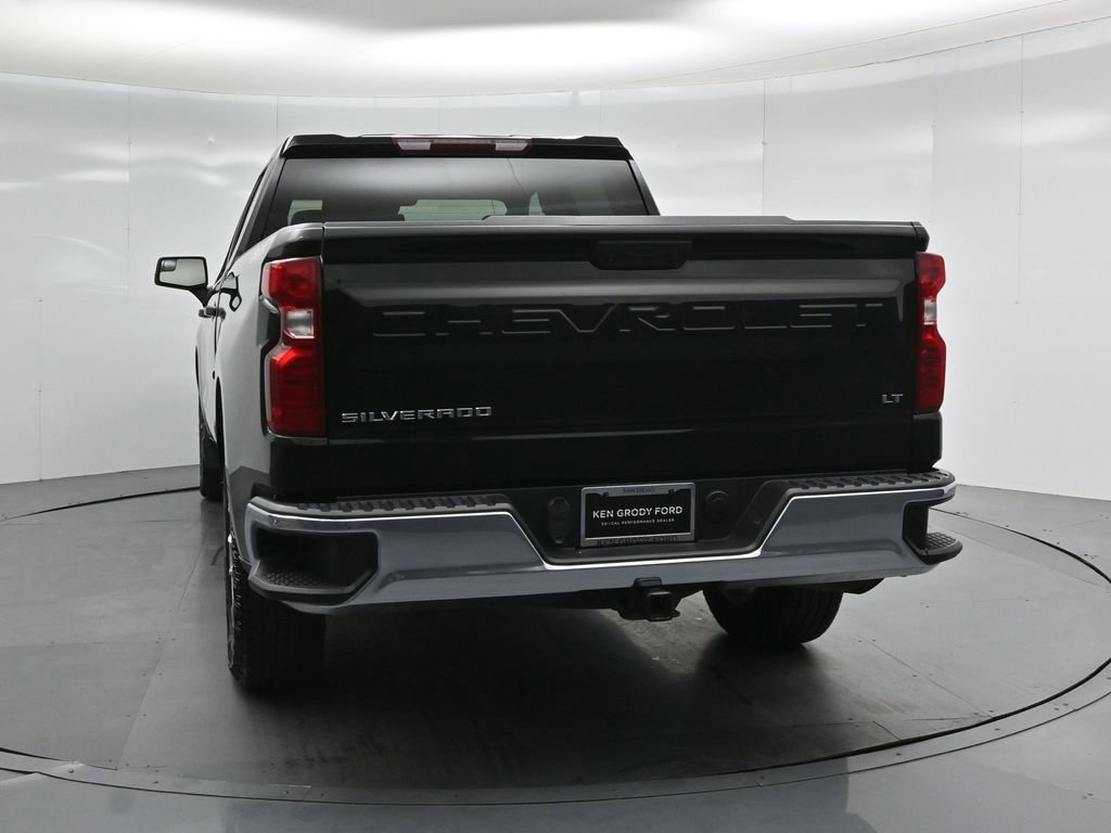 Used 2022 Chevrolet Silverado 1500 LT AWD/4WD image 26