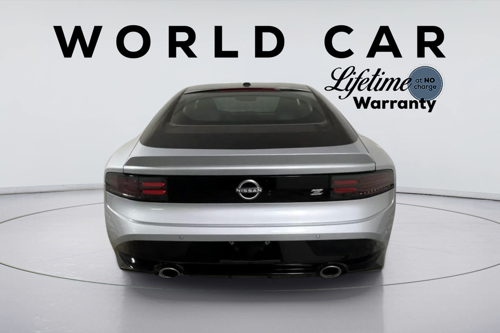 Used 2025 Nissan Z Performance w/ Floor Mat Package RWD image 4