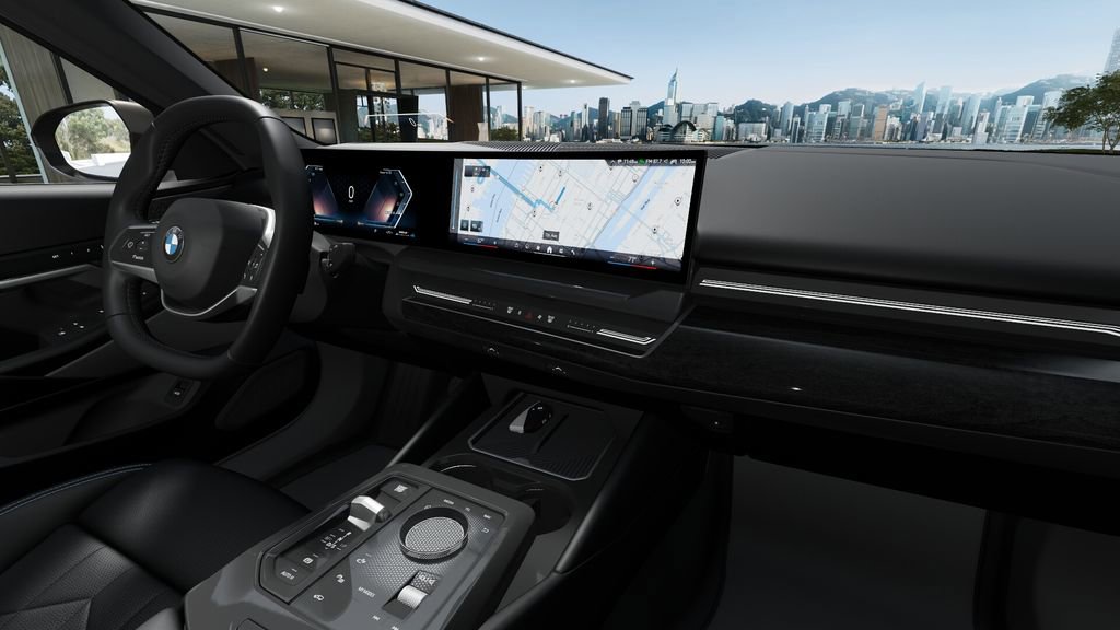 Used 2025 BMW 530i xDrive w/ Premium Package image 43