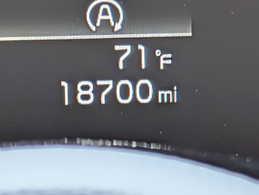 Used 2025 Kia Seltos S FWD image 16