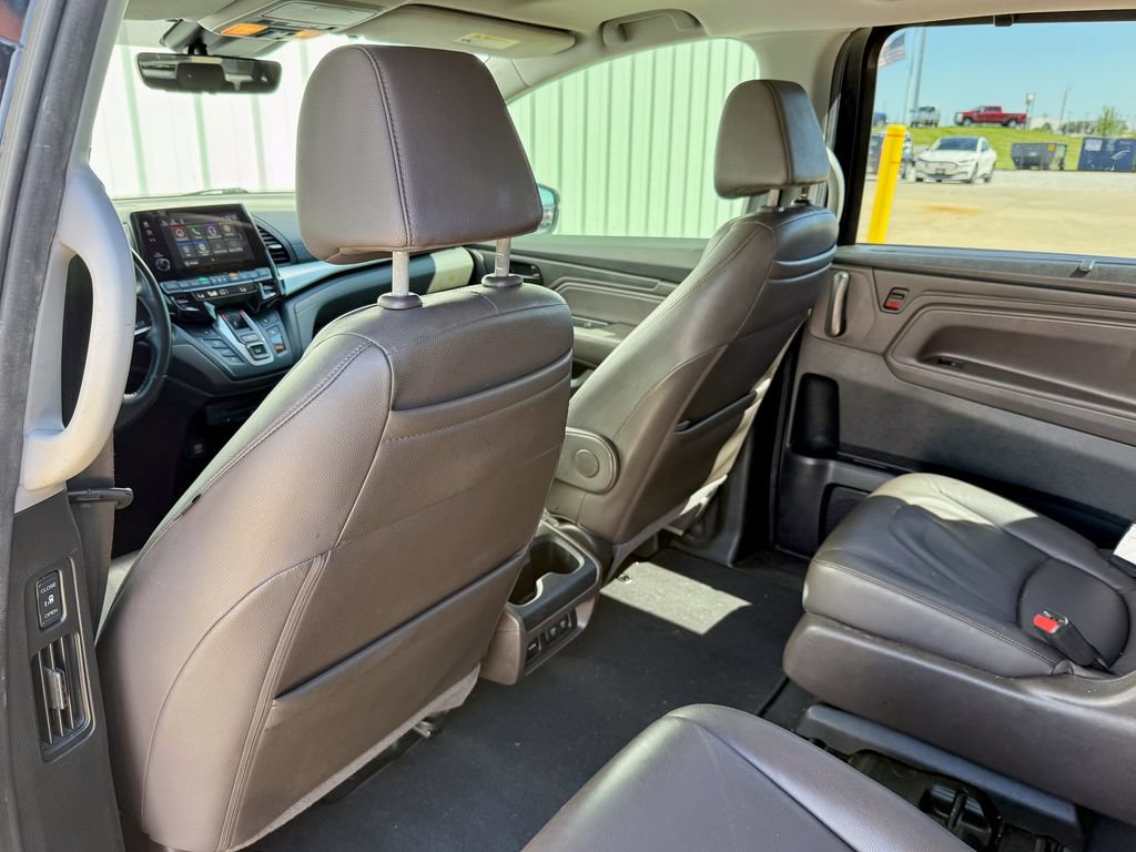 Used 2018 Honda Odyssey Touring image 14