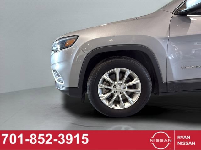 Used 2019 Jeep Cherokee Latitude w/ Popular Appearance Group image 23