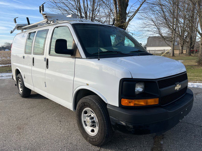 Used 2013 Chevrolet Express 2500 2500 Cargo image 2