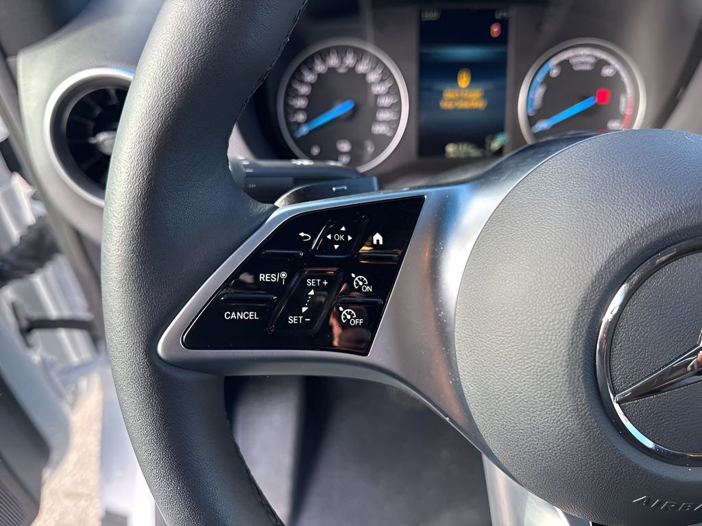 Used 2024 Mercedes-Benz eSprinter 170 Cargo image 11