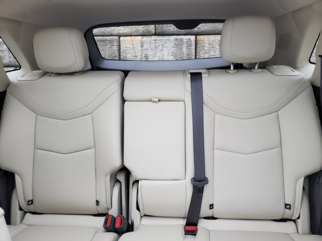 Used 2023 Cadillac XT5 Premium Luxury w/ LPO, Floor Liner Package AWD/4WD image 39