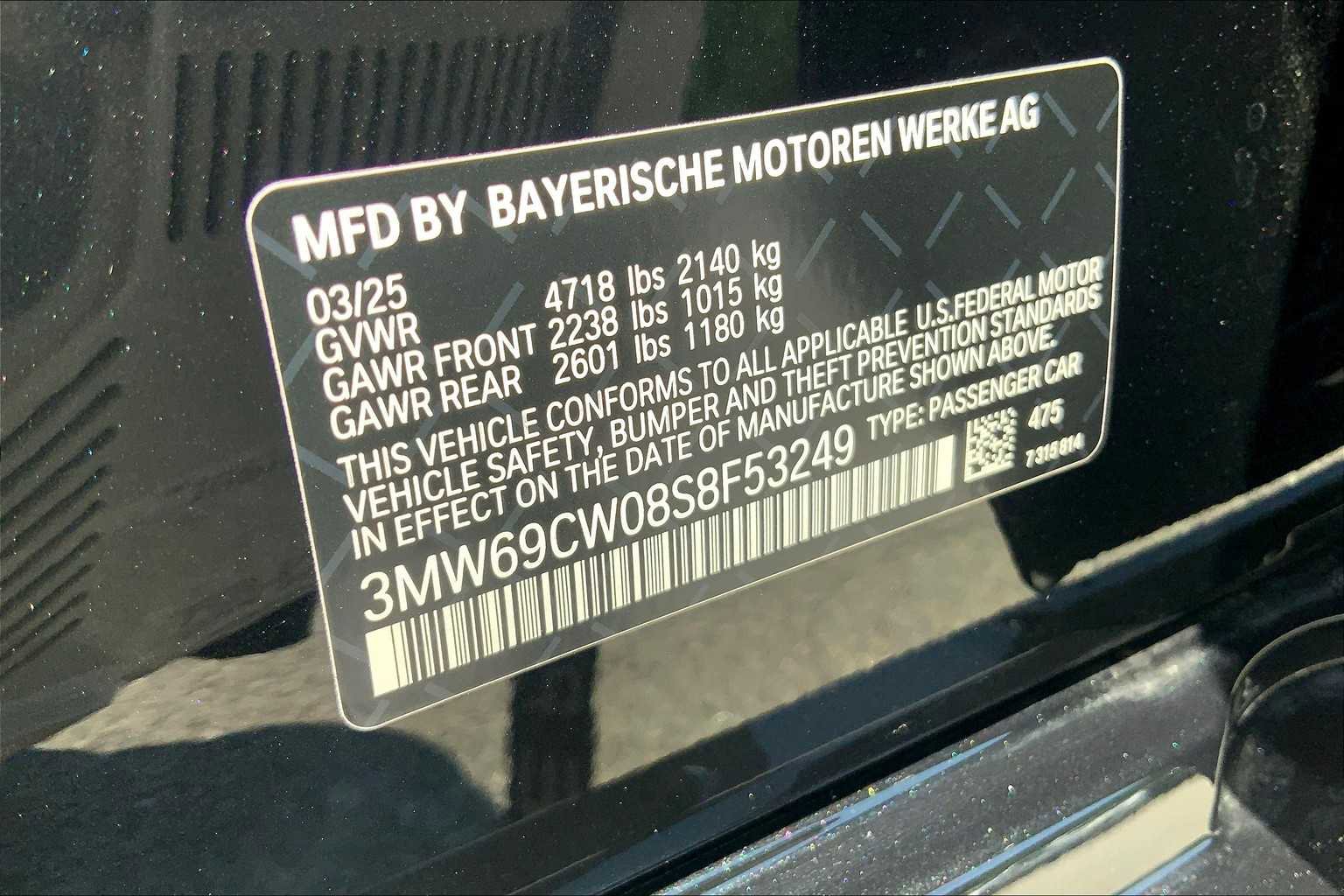 Used 2025 BMW 330i Sedan w/ Convenience Package image 19