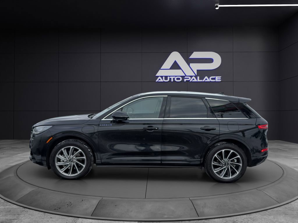 Used 2022 Lincoln Corsair Grand Touring image 7