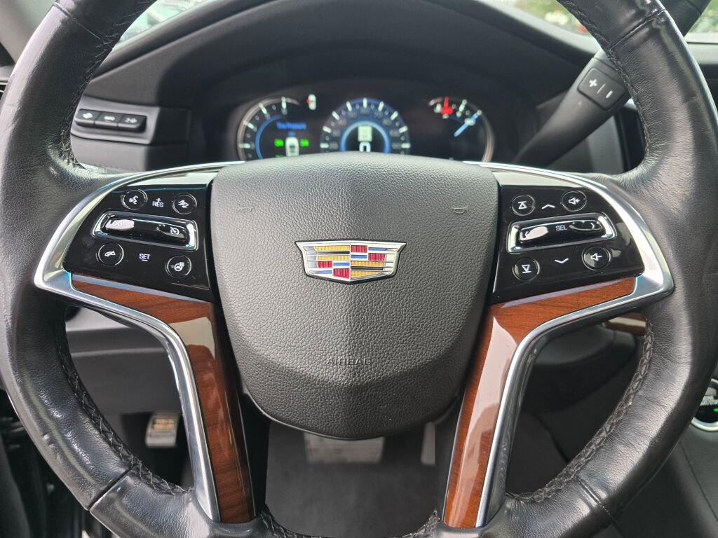 Used 2019 Cadillac Escalade Luxury image 30
