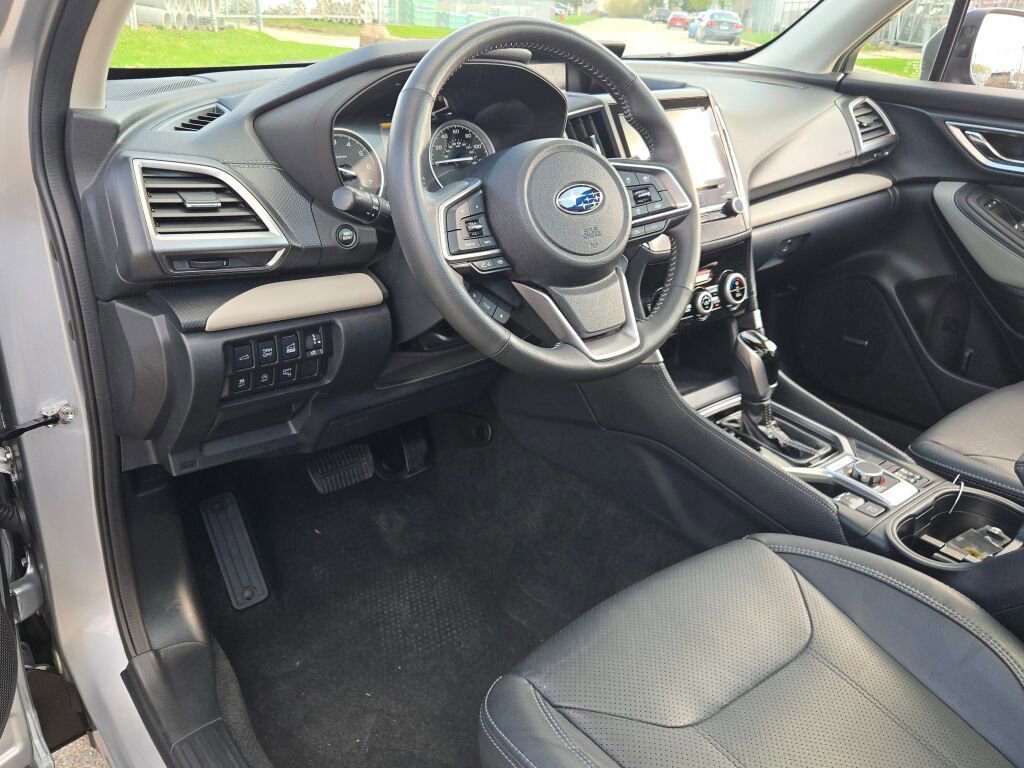 Used 2023 Subaru Forester Limited AWD/4WD image 22