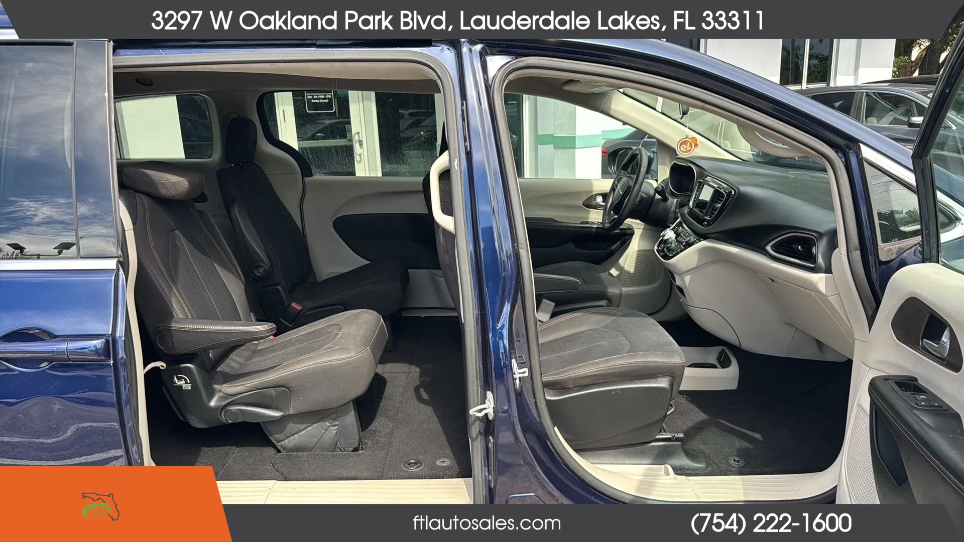 Used 2018 Chrysler Pacifica LX FWD image 33