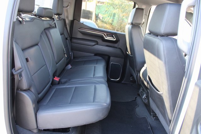 Used 2024 GMC Sierra 1500 SLT image 30