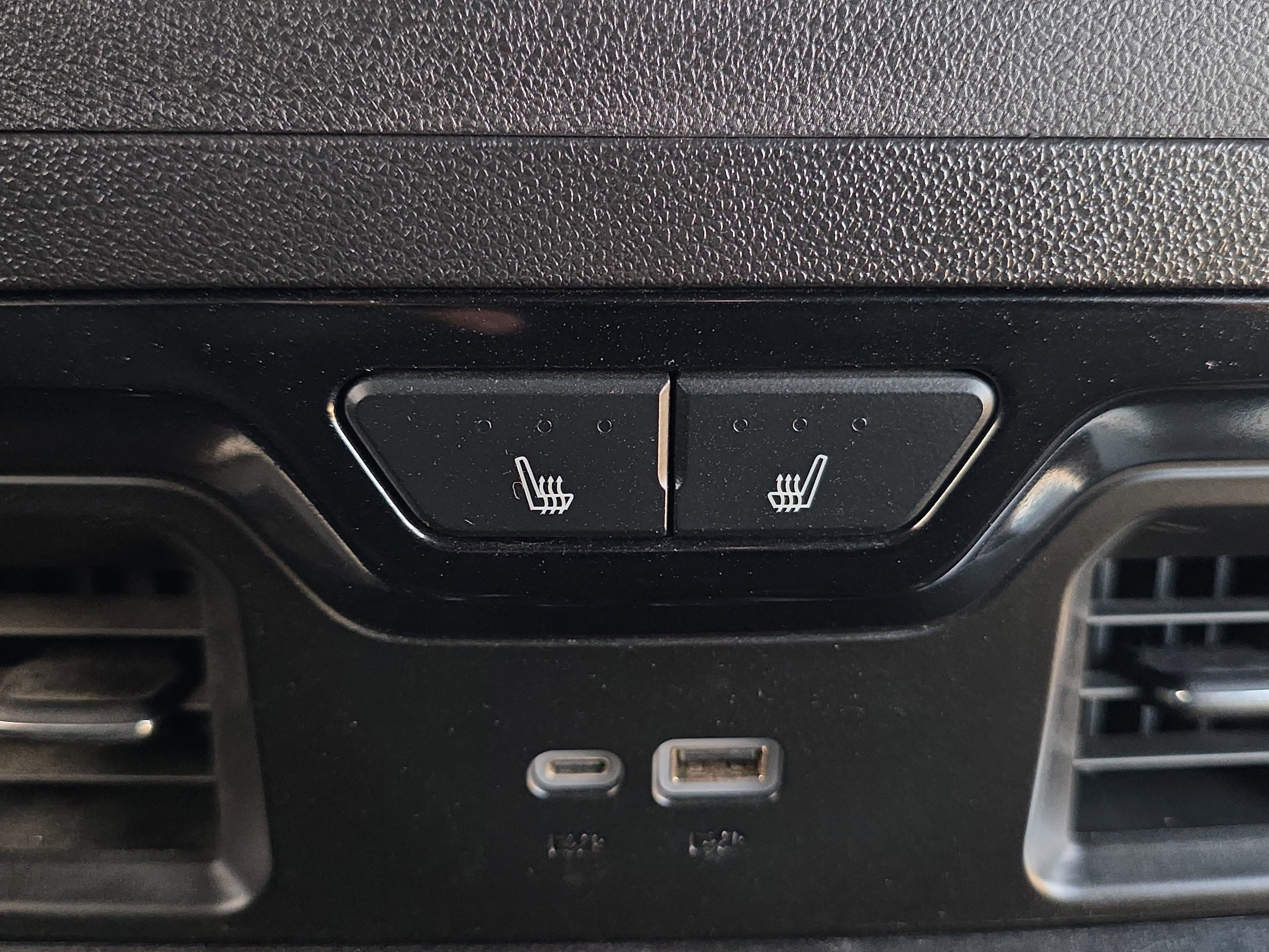 Used 2024 GMC Sierra 1500 AT4 w/ AT4 Preferred Package image 33