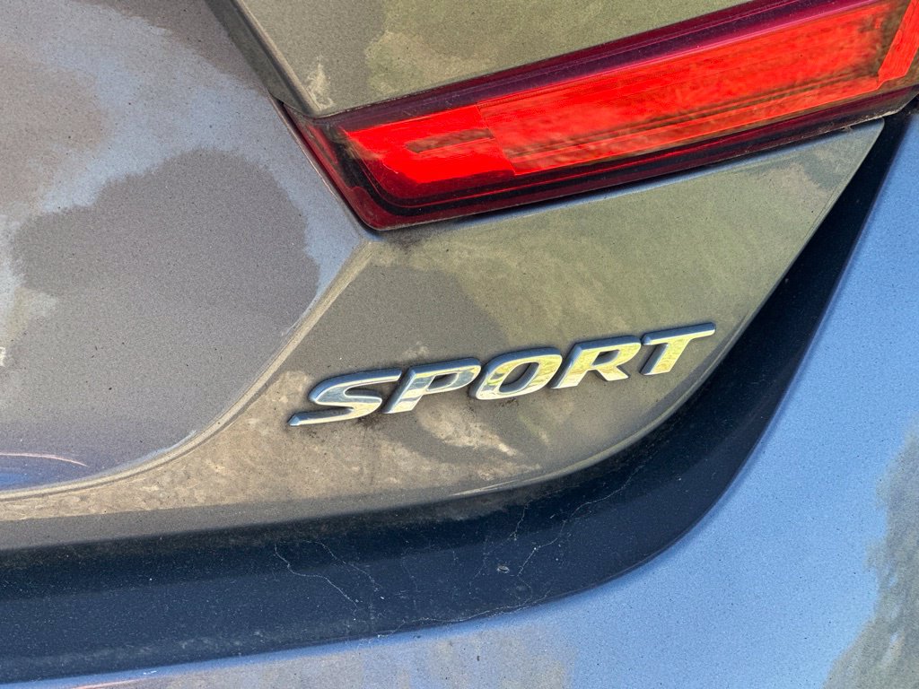 Used 2019 Honda Accord Sport image 4