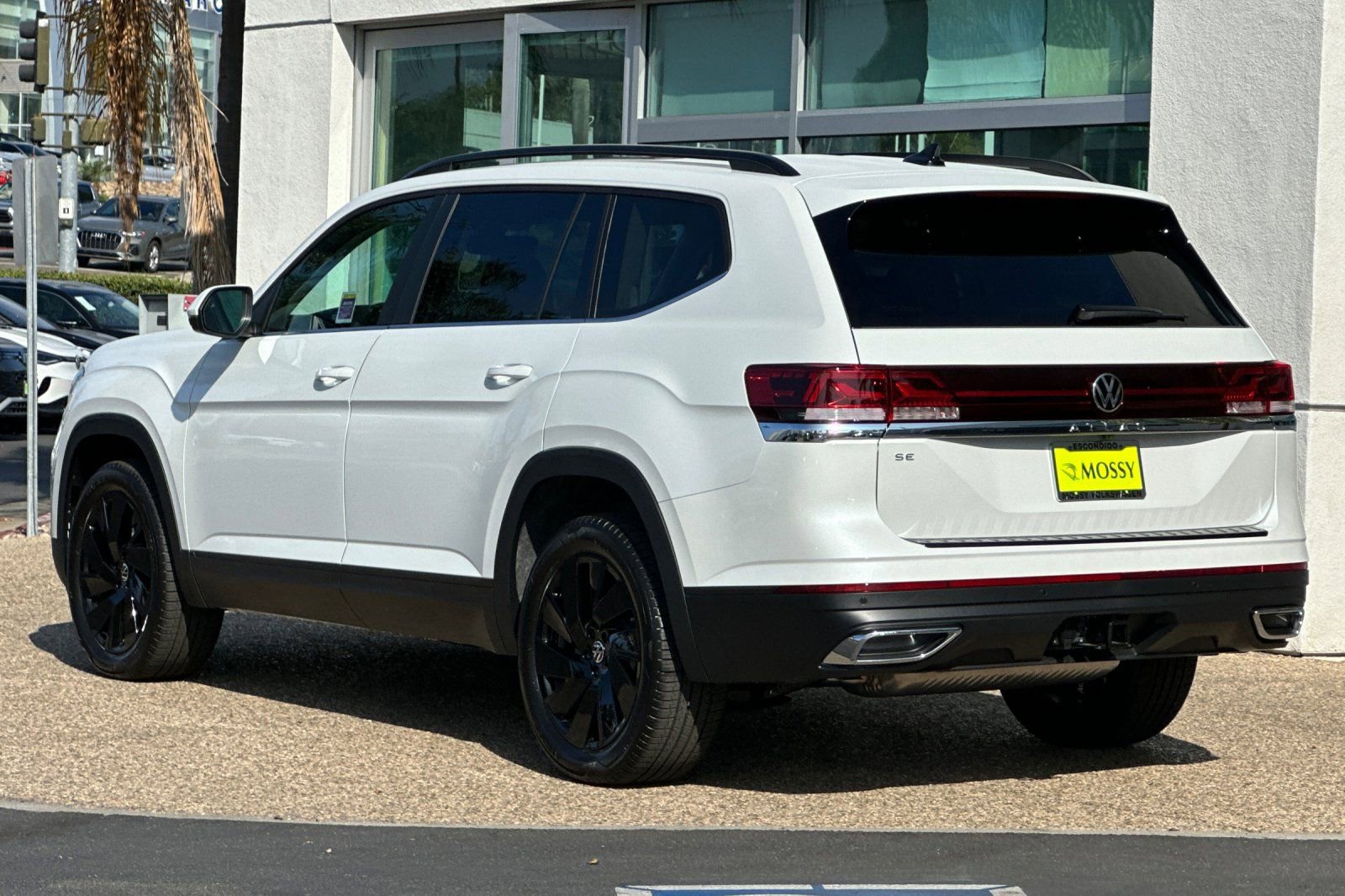 New 2026 Volkswagen Atlas SE image 6
