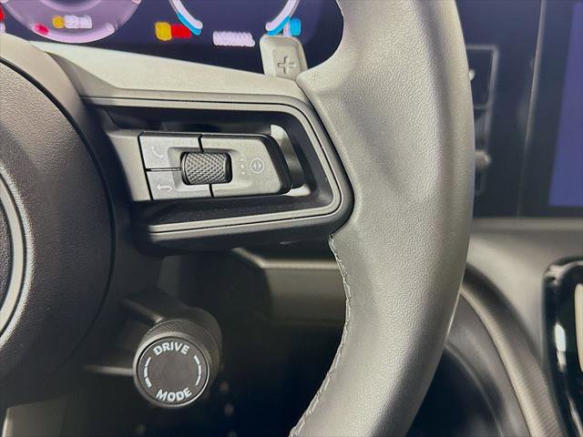 Used 2025 Porsche Panamera RWD image 12