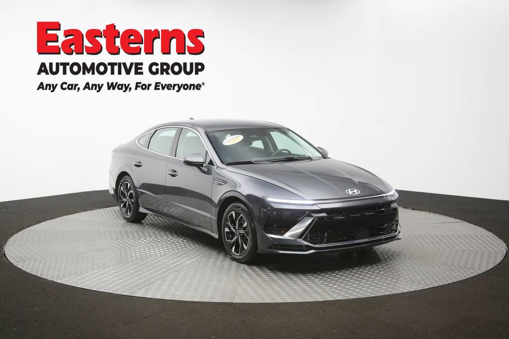 Used 2025 Hyundai Sonata SEL FWD image 50