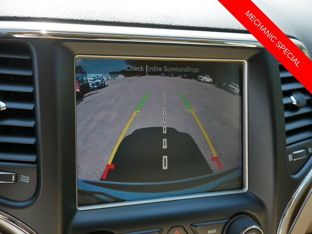Used 2015 Jeep Grand Cherokee Limited w/ Trailer Tow Group IV AWD/4WD image 27