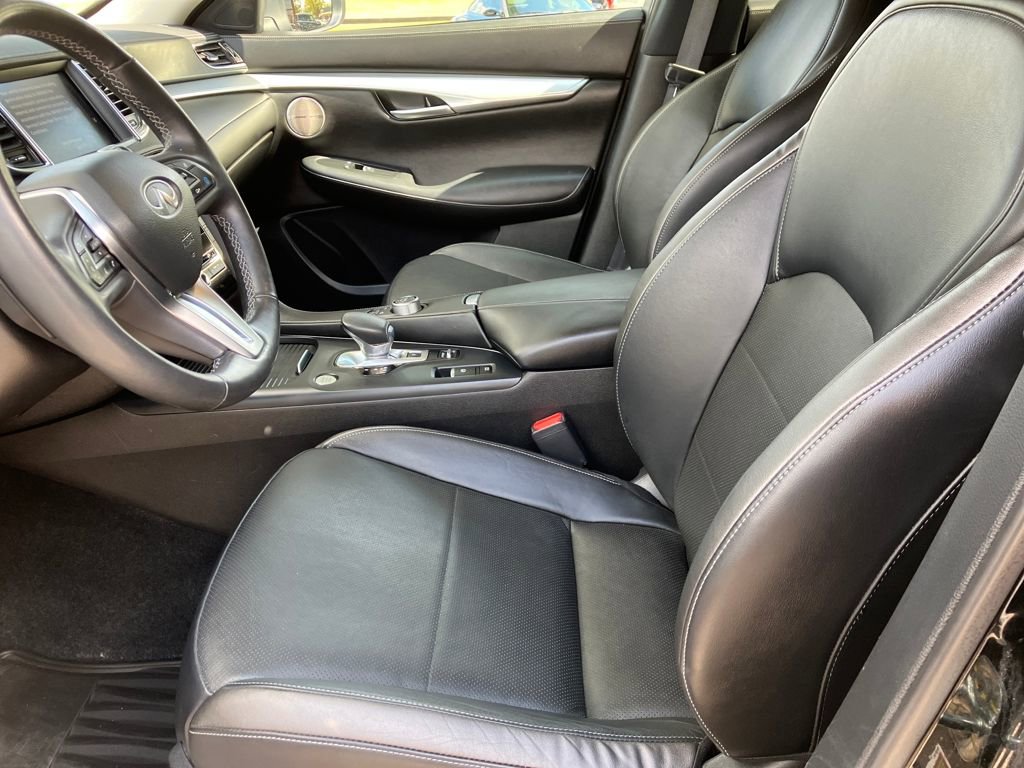 Certified 2022 INFINITI QX50 Essential image 19