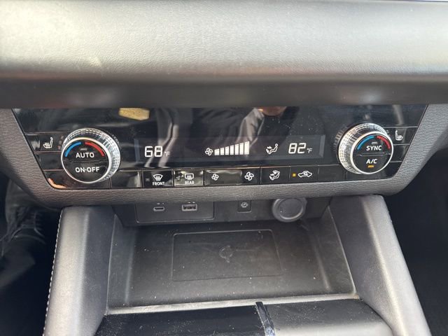 Used 2024 Mitsubishi Outlander SE image 16