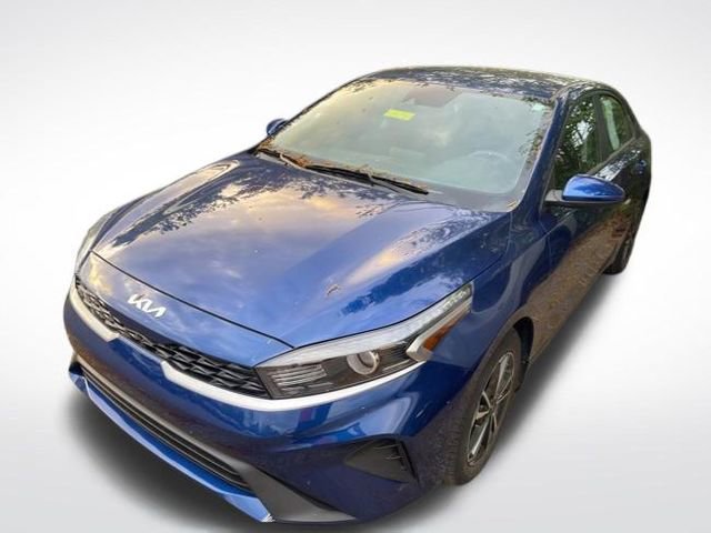 Used 2022 Kia Forte LXS image 4