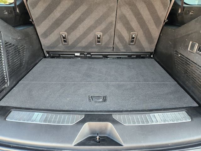 Used 2023 GMC Yukon XL AT4 image 28