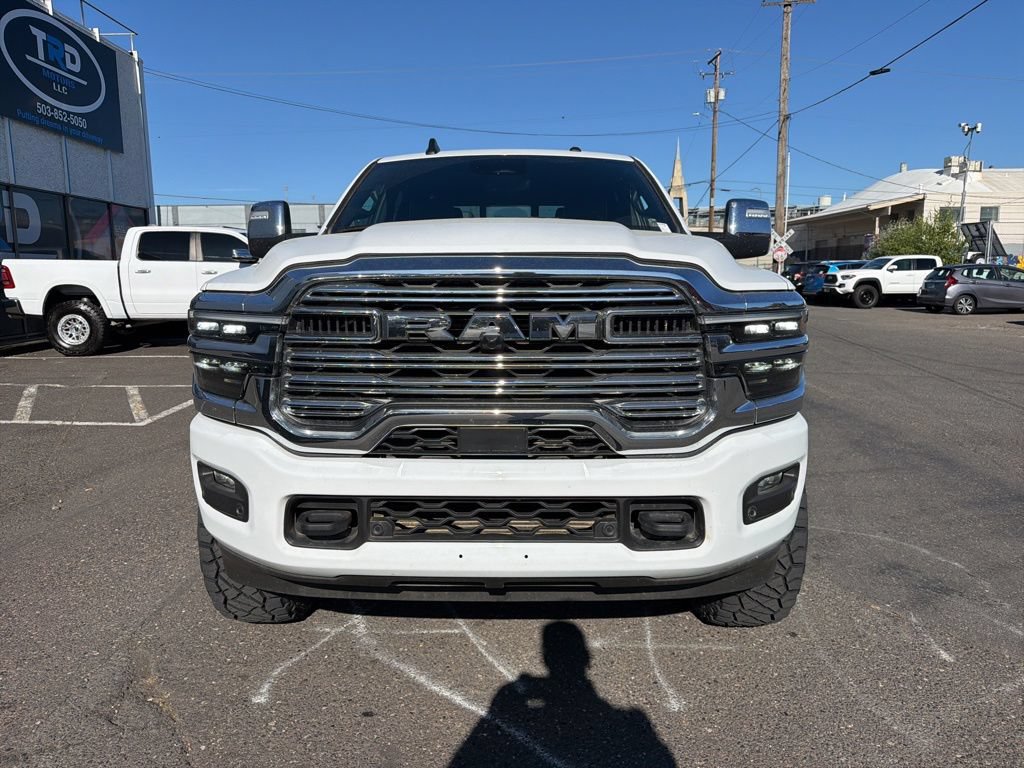 Used 2026 RAM 2500 Laramie AWD/4WD image 9