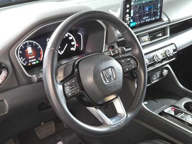 Used 2025 Honda Pilot Touring image 30