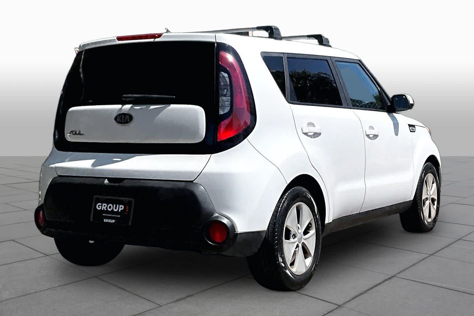 Used 2016 Kia Soul FWD image 13