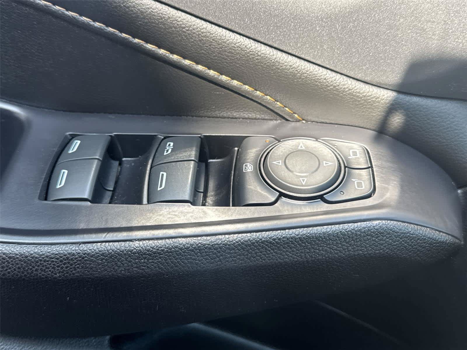 Used 2021 Chevrolet Traverse LT AWD/4WD image 19