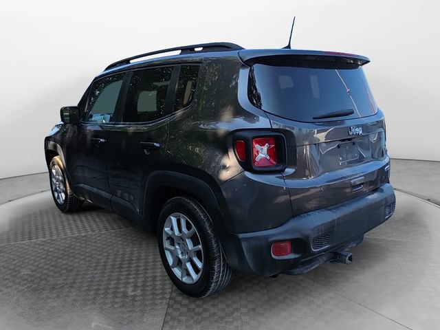 Used 2019 Jeep Renegade Latitude w/ Popular Equipment Group FWD image 3