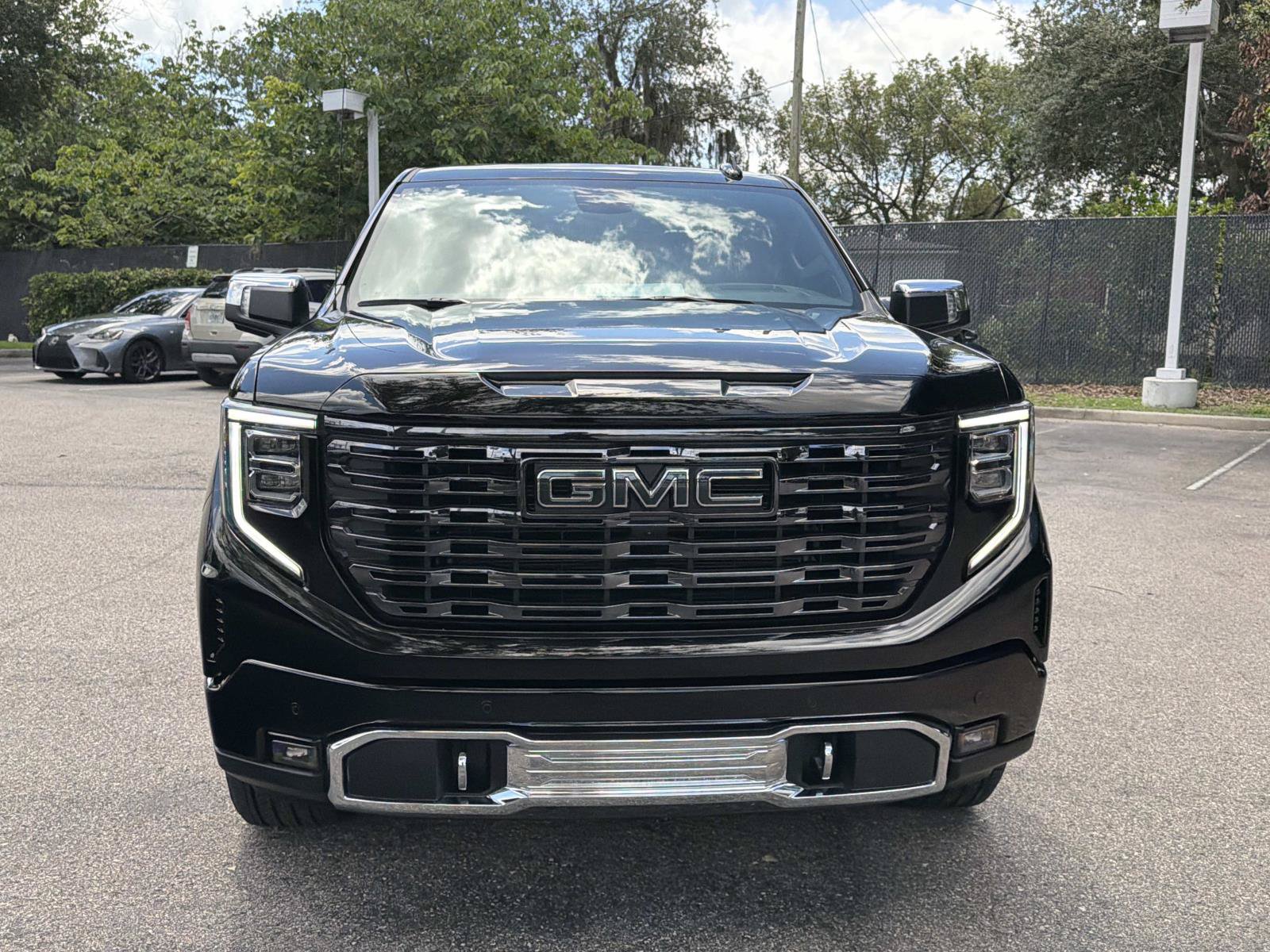 Used 2026 GMC Sierra 1500 Denali Ultimate AWD/4WD image 8